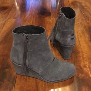 Toms Desert Wedge Booties
